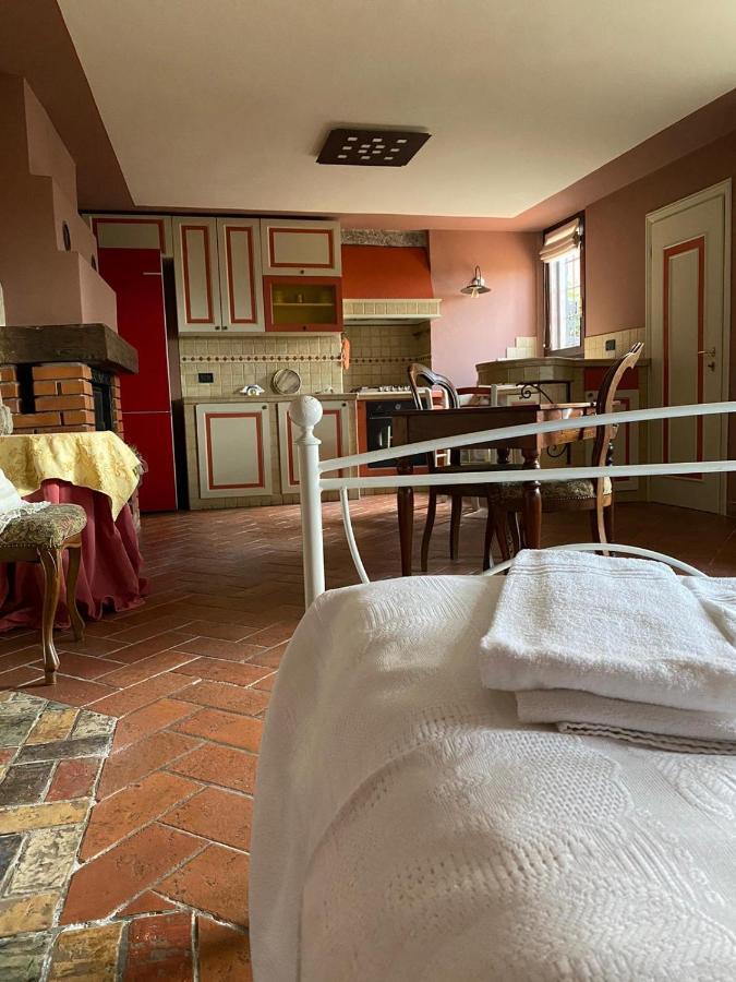 Antica Casa Fenaroli Appartement Iseo Buitenkant foto